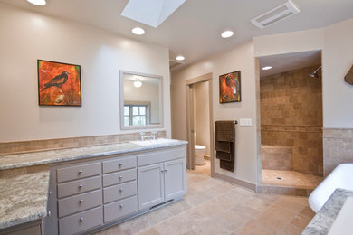 Inspiration for a farmhouse bathroom remodel in Portland