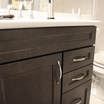 Charcoal Maple Parker Bathroom