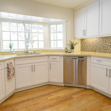 Bright & Spacious Kitchen