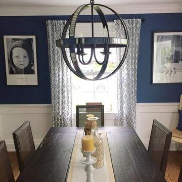 Crisp Navy and White Dining