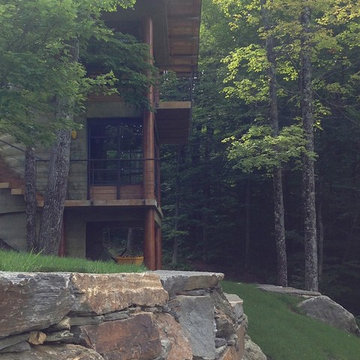 Roxbury Treehouse