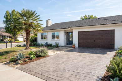 Exterior home idea in Los Angeles