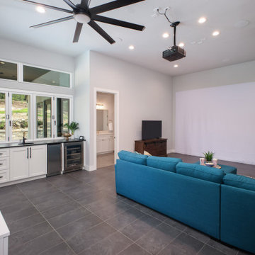 Modern: 4,950 ft², 4 BR/4 BA/2 ST home