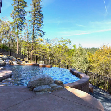 Colfax Vanishing Edge Swimming Pool