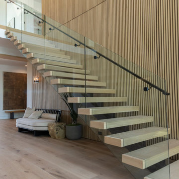 A Modern Country home in Hidden Hills thanks to the woodwork