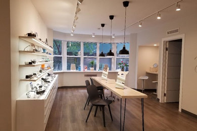 Ophthalmologist in Midtown
