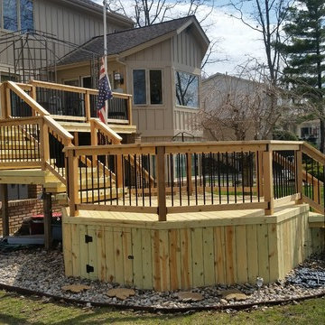 Multi Level Treated Deck w/ Deckorator Spindles