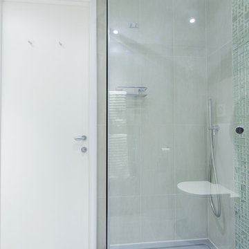 Modern, minimalist Cloakroom in Seasalter