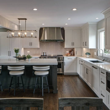 Transitional Kitchen Design – Darien, IL