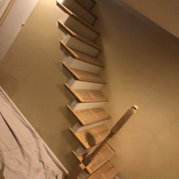 kitchen living room, basement steps