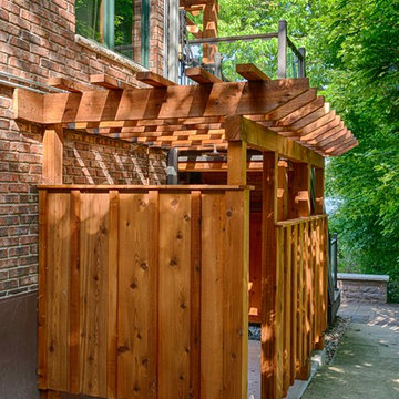 Deck & Pergola