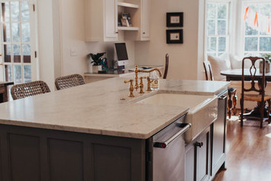 Inspiration for a traditional kitchen in Birmingham.