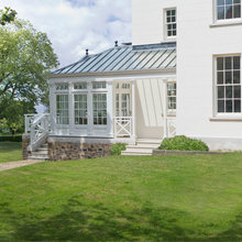3 seasons room