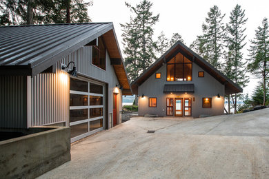 Exterior home idea in Seattle