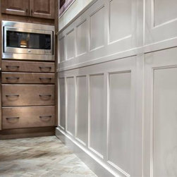 Winslow Maple Wainscoting finish from Color Inspire - Kitchen Cabinetry