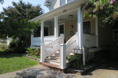 Inspiration for a small craftsman beige two-story mixed siding exterior home remodel in DC Metro
