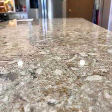 Painted Pearl with Umber Glaze MSI Quartz Countertop-New Windsor Remodel