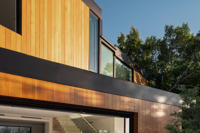 Inspiration for a large modern deck remodel in Los Angeles