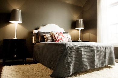 This is an example of a contemporary bedroom in Nashville.
