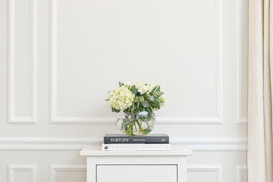 Transitional living room photo in Houston