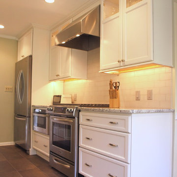 Undercabinet Lights Make Every Kitchen Feel Bright