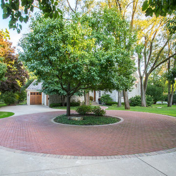 Lake Forest Residence