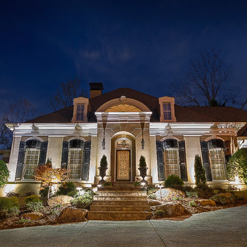 The lighting adds so much to a house