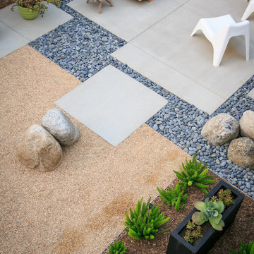 Artistic Retreat With Colorful Design Style - A True Modern Masterpiece