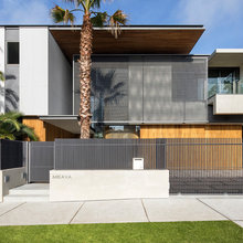 Daisy's contemporary home