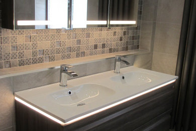 Photo of a contemporary bathroom in Other.