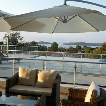 Terre et Mer, Zonza, Corse: programme architectural d'une maison et 9 logements