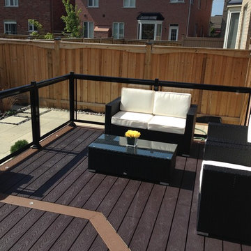 Aluminum glass railings. Deck