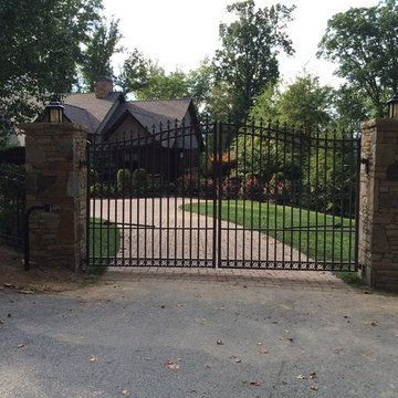 Custom Driveway Gates and Entrance Design