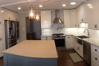 Example of a kitchen design in Edmonton