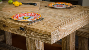 ELEPHANT dining table.
