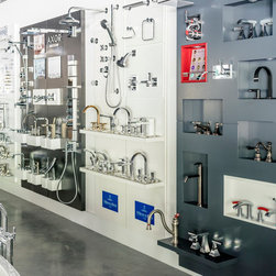 Showroom - Tub And Shower Faucet Sets