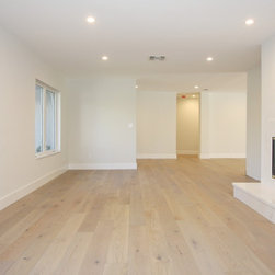 4611 NE 25th Ave - Products