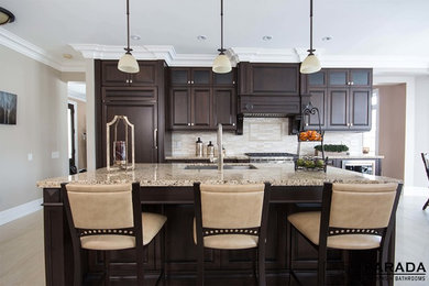 Elegant kitchen photo in Toronto