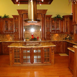 Traditional Kitchen Cabinets - Products