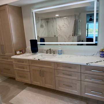 A Stunning Bathroom Remodel with a Doorless Shower