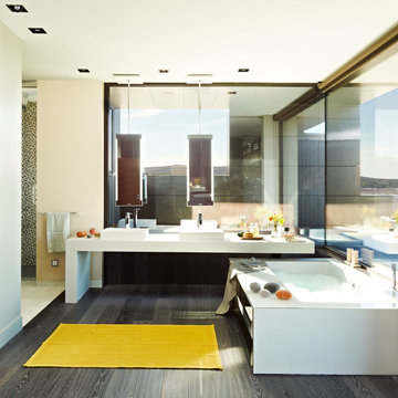 L HOUSE