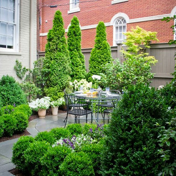 Outdoor Dining Room