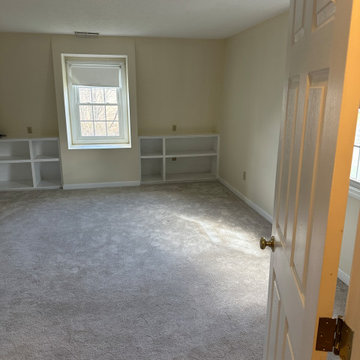 Walk in closet to Master Bath