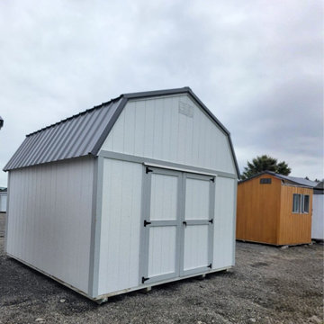 Lofted Barn: 12' x 12'