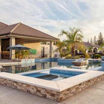Custom Pool, Spa and Patio Area