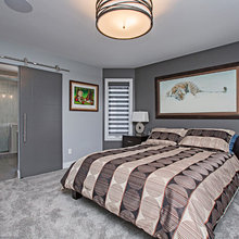 Guest bedroom
