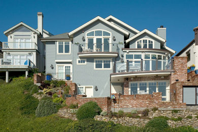 Example of a beach style exterior home design in San Francisco