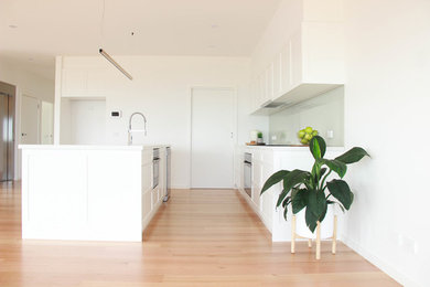 This is an example of a modern kitchen in Geelong.