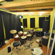 DRUM ROOM