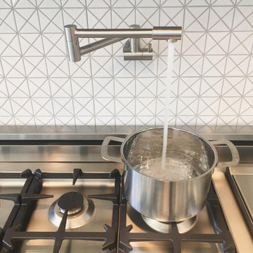 Gallery: Dr Neal House - A Modern White Kitchen